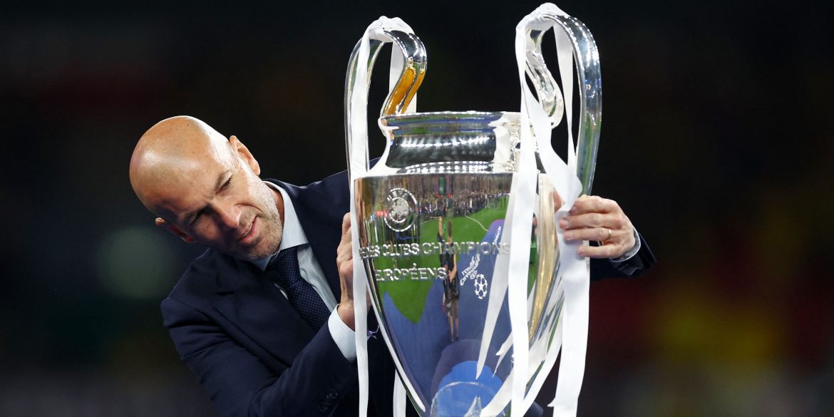 Man Utd had a "special" Zidane-esque CM who Scholes compared to Gerrard